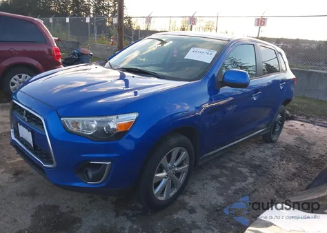2015 Mitsubishi Outlander Sport Es z USA, uszkodzony, nr VIN 4A4AP3AU6FE045726